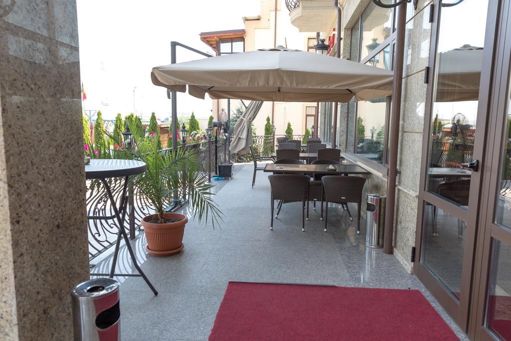 Hotel Giuliano Bragadiru المظهر الخارجي الصورة