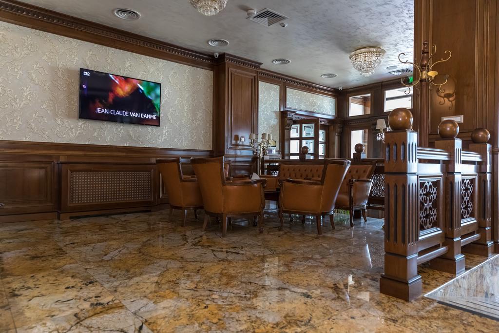 Hotel Giuliano Bragadiru المظهر الخارجي الصورة
